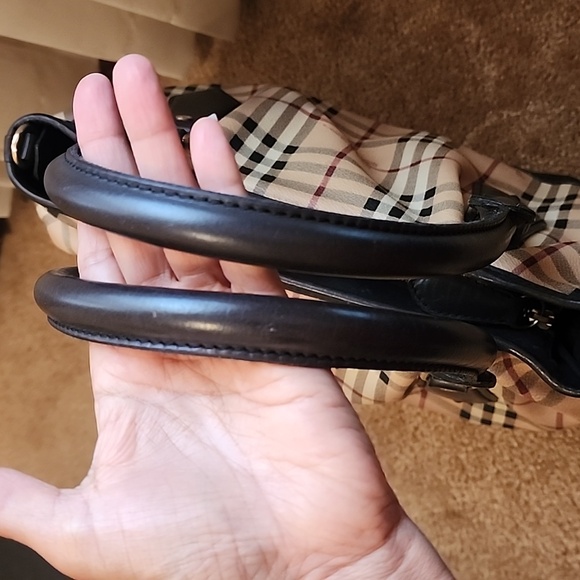 Burberry Classic Satchel Bag - Picture 10 of 16